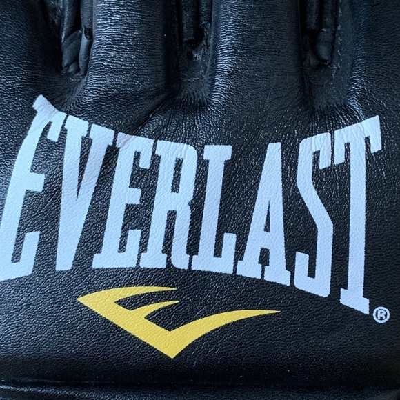 Everlast MMA Pro Style Grappling Gloves 4OZ S/M - Picture 2 of 7